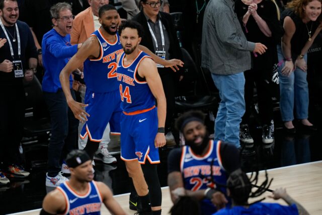 Knicks vs Spurs Finálový zápas NBA 2 Landry Shamet