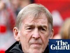 Legenda Liverpoolu Sir Kenny Dalglish odhalil, že sa lieči na rakovinu | Kenny Dalglish Legenda Liverpoolu Sir Kenny Dalglish odhalil, že sa lieči na rakovinu | Kenny Dalglish