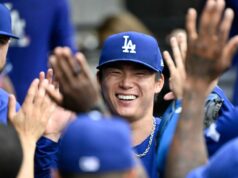 Letters to Sports: Dodgers pokračujú v pokrývaní svojich základní Letters to Sports: Dodgers pokračujú v pokrývaní svojich základní
