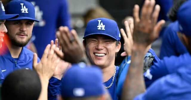 Letters to Sports: Dodgers pokračujú v pokrývaní svojich základní

