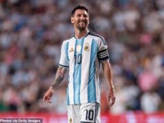 Lionel Messi a spoluhráči z Argentíny unikli podrobnostiam pasu pri bizarnom porušení údajov v tímovom liste Lionel Messi a jeho spoluhráči z Argentíny boli zapojení do bizarného úniku údajov pred prípravným zápasom pred majstrovstvami sveta, pri ktorom náhodne unikli podrobnosti o ich pasoch.