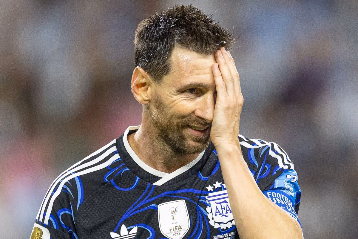 Lionela Messiho z Argentíny vidieť počas futbalového zápasu Majstrovstiev sveta vo futbale 2026 medzi Jordánskom a Argentínou na štadióne AT&T Stadium (Dallas). Konečné skóre; Jordánsko 1:3 Argentína.