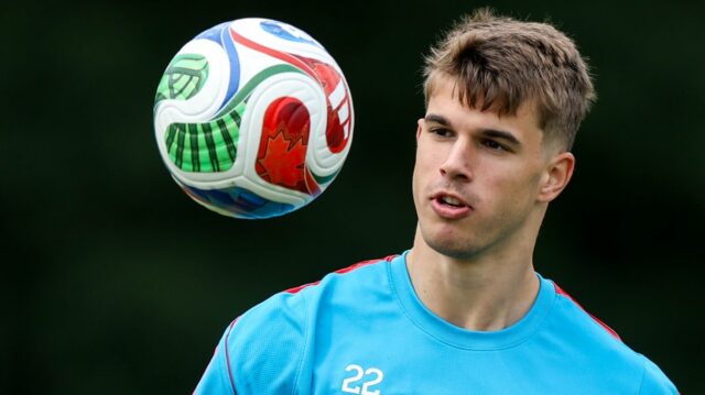Obranca Tottenhamu Hotspur Luka Vuskovic dal jasne najavo svoje úmysly o letnom prestupe, pričom sa oňho uchádzal Brighton.