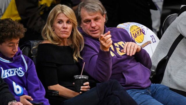 Majiteľ Chelsea a LA Lakers Todd Boehly by mohol zavŕšiť prvé svetové prevzatie karty za 9 miliárd dolárov
