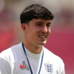 Majstrovstvá sveta vo futbale 2026: Angličan Tino Livramento vypadol pre zranenie lýtka, Trevoh Chalobah vymenoval náhradu