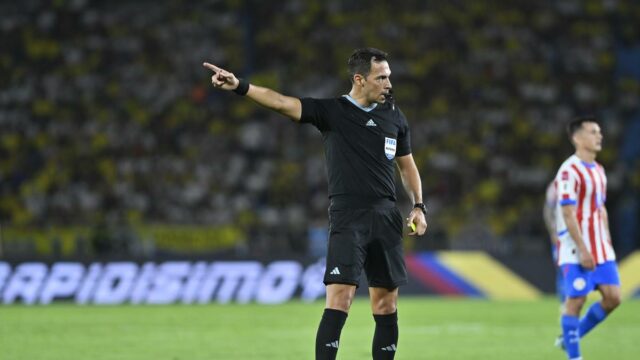 Majstrovstvá sveta vo futbale 2026 — Kto je hlavným rozhodcom v treťom zápase, Kanada vs Bosna a Hercegovina?
