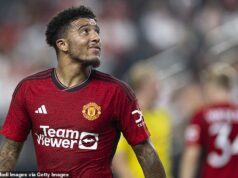 Man United oznámili, že prepúšťajú Jadona Sancha a nevyužili ľahkú možnosť pridať rok k zmluve na 250 000 libier týždenne, aby ho predali Je potvrdené, že Jadon Sancho toto leto opúšťa Manchester United ako voľný hráč