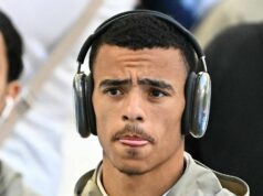 Mason Greenwood by mohol čeliť opätovnému stretnutiu Man Utd, pretože hviezda Marseille dostane veľkú aktualizáciu Anglický útočník #10 z Marseille Mason Greenwood (C) prichádza so spoluhráčmi pred francúzskym futbalovým zápasom L1 medzi Olympique de Marseille (OM) a Stade Rennais FC na Stade Velodrome