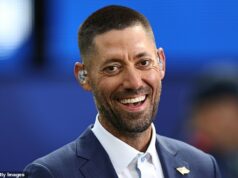 Medzi americkým futbalovým hrdinom a kanadským americkým trénerom Jesse Marschom vypukol nahnevaný spor o majstrovstvá sveta Clint Dempsey počas hymny nespieval, ale to neznamená, že nebol hrdý, povedal