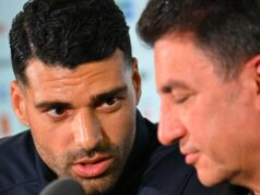 Medzinárodná futbalová federácia (FIFA) vydala varovanie pred tým, ako iránsky kapitán v dôsledku politického napätia zaútočil na riadiaci orgán Hlavný tréner Iránu Amir Ghalenoei a kapitán Mehdi Taremi
