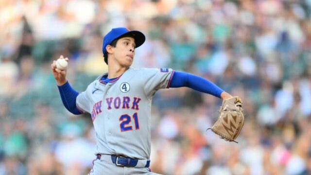2. júna 2026; Seattle, Washington, USA; Pomocný džbán z New York Mets Jonah Tong (21) hrá so Seattle Mariners počas druhej zmeny v T-Mobile Parku. Povinný kredit: Steven Bisig-Imagn Images