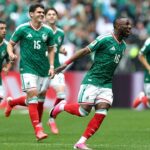 Mexiko strelilo prvý gól na majstrovstvách sveta na domácom trávniku po emotívnej národnej hymne