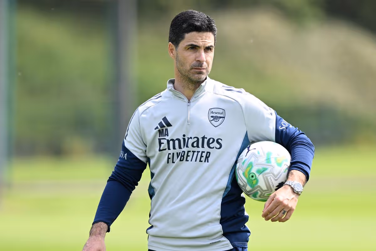 Manažér Arsenalu Mikel Arteta počas tréningu Arsenalu v Sobha Realty Training Center 9. mája 2026 v London Colney, Anglicko