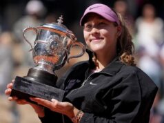 Mirra Andreeva vyhrala French Open, porazila Maju Chwalinsu v priamych setoch Mirra Andreeva vyhrala French Open, porazila Maju Chwalinsu v priamych setoch