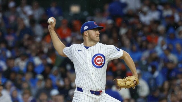 7. júna 2026; Chicago, Illinois, USA; Začiatočný nadhadzovač Chicago Cubs Jameson Taillon (50) počas prvej smeny na Wrigley Field rozohral proti San Francisco Giants. Povinný kredit: Kamil Krzaczynski-Imagn Images