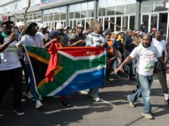 Mozambik tvrdí, že pri „xenofóbnych útokoch“ v Južnej Afrike zahynulo 5 občanov | Správy o protestoch Mozambik tvrdí, že pri „xenofóbnych útokoch“ v Južnej Afrike zahynulo 5 občanov | Správy o protestoch