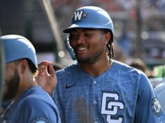 Môžu Royals spomaliť Nationals, rozpálený James Wood? 13. júna 2026; Washington, District of Columbia, USA; Pravý hráč Washington Nationals James Wood (29) reaguje v zemľanke po tom, čo skóroval proti Seattle Mariners počas piatej zmeny v Nationals Park. Povinný kredit: Rafael Suanes-Imagn Images