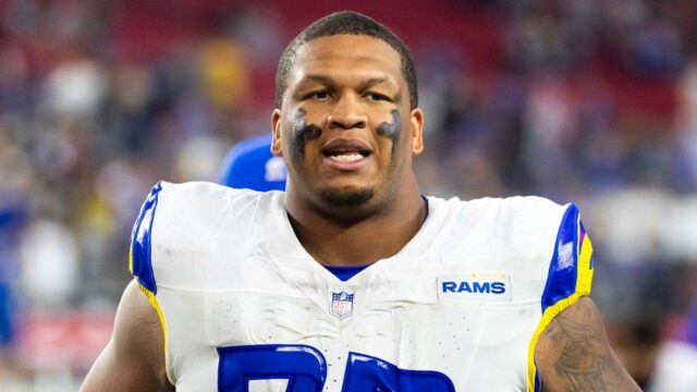NFL čelí epidémii domáceho násilia v tejto offseason s posledným prípadom zatknutia pohraničníka Rams
