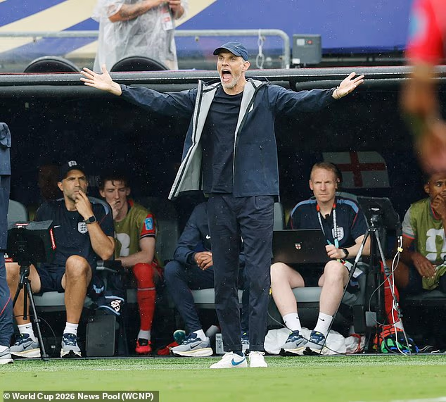 Thomas Tuchel bol nahnevaný na svojich anglických hráčov v počiatočných fázach zápasu proti Paname