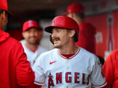 Najlepšie stávky MLB dnes: Dve prvých päť zmien o utorkovú kartu 9. júna 2026; Anaheim, Kalifornia, USA; Ľavý hráč Los Angeles Angels Wade Meckler (53) reaguje po strelenom góle proti Houstonu Astros počas druhej zmeny na Angel Stadium. Povinný kredit: Gary A. Vasquez-Imagn Images