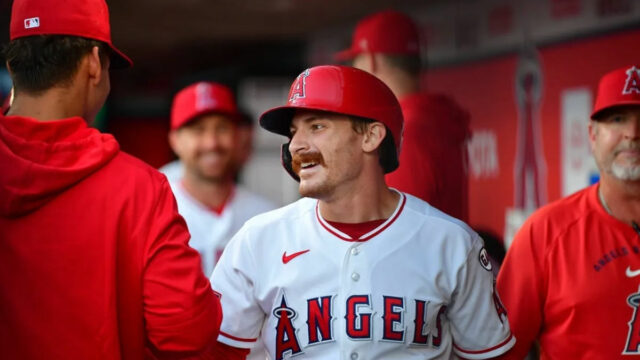 Najlepšie stávky MLB dnes: Dve prvých päť zmien o utorkovú 9. júna 2026; Anaheim, Kalifornia, USA; Ľavý hráč Los Angeles Angels Wade Meckler (53) reaguje po strelenom góle proti Houstonu Astros počas druhej zmeny na Angel Stadium. Povinný kredit: Gary A. Vasquez-Imagn Images