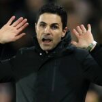 Hráč Juventusu Kenan Yildiz (uprostred)
