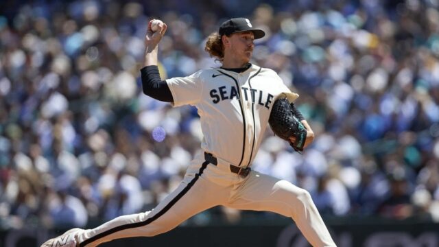 31. mája 2026; Seattle, Washington, USA; Prvý nadhadzovač Seattle Mariners Bryce Miller (50) hádže proti Arizona Diamondbacks počas prvej zmeny v T-Mobile Parku. Povinný kredit: John Froschauer-Imagn Images