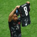 Nathan Saliba ocenil zraneného Ismaëla Koného v srdcervúcom momente majstrovstiev sveta po zázračnom údere