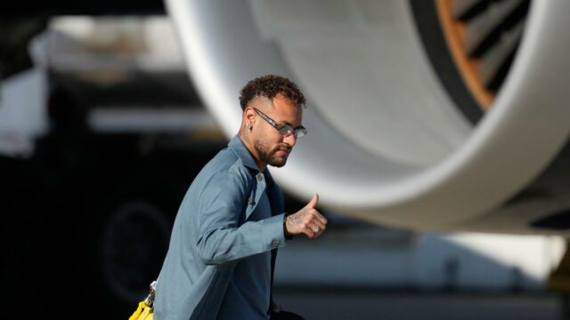 Neymar podstúpi magnetickú rezonanciu pre pretrvávajúce zranenie hamstringov
