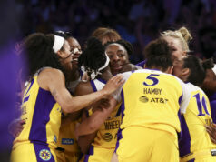 Nneka Ogwumike spustila bzučiak 3, keď Sparks porazil Liberty WNBA Nneka Ogwumike LA Sparks vs New York Liberty