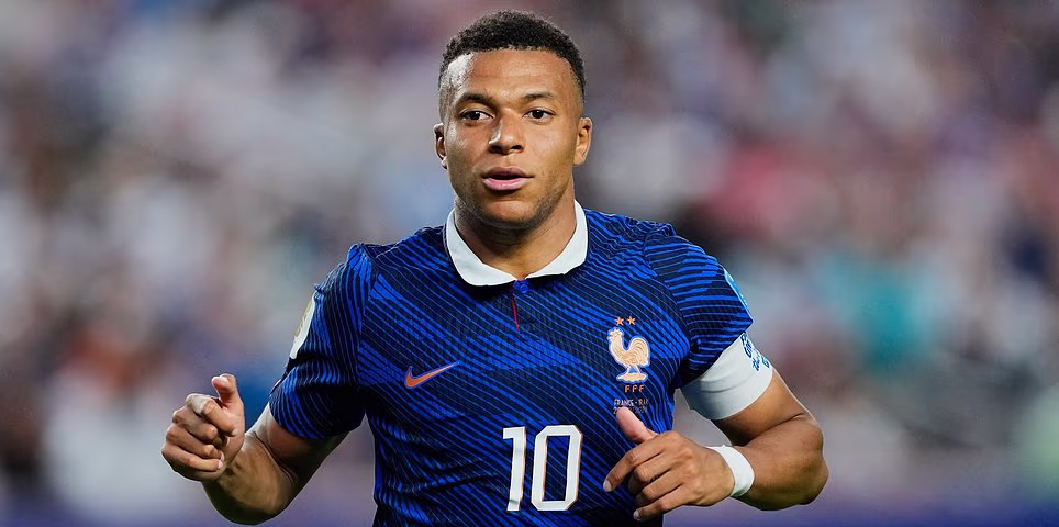 Nórsko vs Francúzsko – I. skupina majstrovstiev sveta NAŽIVO: V skupine sa stretnú Kylian Mbappe a Erling Haaland – plus aktualizácie Senegal vs Irak