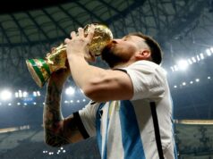 Nový svetový poriadok – Majstrovstvá sveta vo futbale sa vracajú, Messi a Ronaldo odovzdáva štafetu Mbappemu v Haalande lightbox-info
