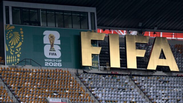 Obrovský tím Svetového pohára vyzval FIFA, aby si vymenil súpravu FIFA to zakázala