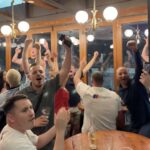 Anglickí fanúšikovia pricestovali do Bostonu pred ich utorkovým súbojom s Ghanou vo Foxborough