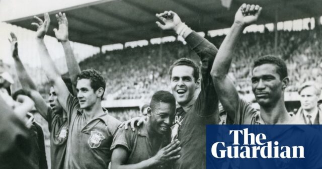 Očakáva sa, že Pelého dres číslo 10 v Brazílii z finále MS 1958 vydraží v aukcii 4,5 milióna libier | Pele
