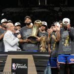 Hráči New York Knicks majú zarobiť viac ako 770 000 $ na bonusoch za play-off