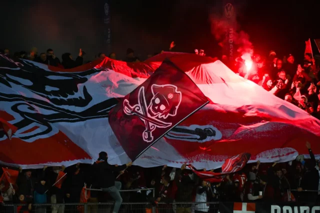 Oficiálne | Majitelia Aston Villy kupujú menšinový podiel v Annecy
