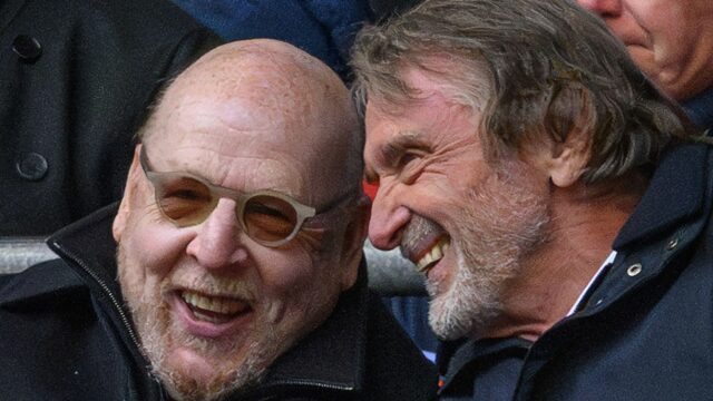 Opätovné prevzatie Man Utd? Sklenári vedú „interné rozhovory“ o predaji po tom, ako sa objaví ocenenie
