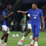 Ousmane Dembele hovorí, že kritika Kyliana Mbappeho zašla „príliš ďaleko“
