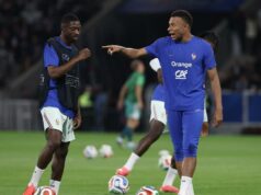 Ousmane Dembele hovorí, že kritika Kyliana Mbappeho zašla „príliš ďaleko“ Ousmane Dembele hovorí, že kritika Kyliana Mbappeho zašla „príliš ďaleko“