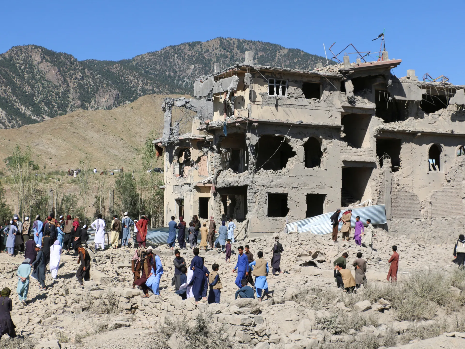 Pakistanské útoky zabili desiatky afganských dedinčanov | pakistanský Taliban