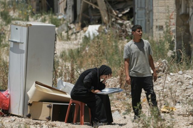Palestínski obyvatelia šokovaní devastáciou v utečeneckom tábore na Západnom brehu Palestínski obyvatelia šokovaní devastáciou v utečeneckom tábore na Západnom brehu Jordánu | Okupovaný Západný breh