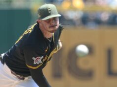 Pirátske eso Paul Skenes zväčšuje Astros, Spencer Arrighetti 17. mája 2026; Pittsburgh, Pennsylvania, USA; Prvý nadhadzovač Pittsburgh Pirates Paul Skenes (30) počas prvej zmeny v PNC Parku nastúpil proti Philadelphii Phillies. Povinný kredit: Charles LeClaire-Imagn Images