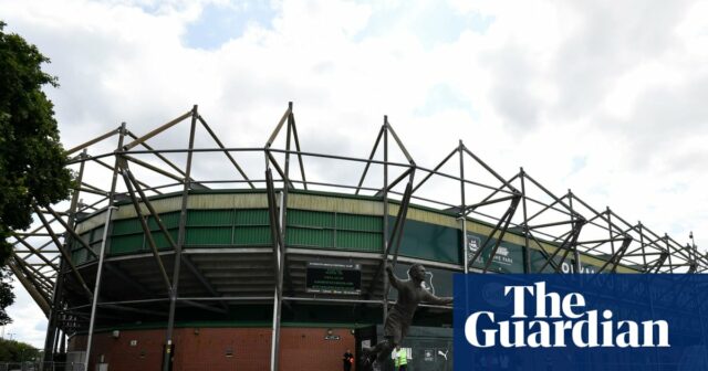 Plymouth „zostáva odhodlaný“ napriek tomu, že e-mailom prepustil ženský tím | Ženský futbal

