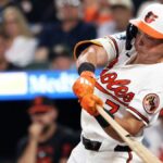 10. júna 2026; Baltimore, Maryland, USA; Druhý hráč tímu Baltimore Orioles Jackson Holliday (7) zasiahol grandslamový zápas počas siedmej zmeny proti Seattle Mariners v Oriole Park v Camden Yards. Povinný kredit: Daniel Kucin Jr.-Imagn Images