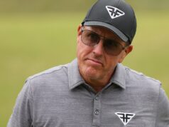 Právny zástupca Phila Mickelsona hovorí, že video dôkazy objasnia golfistu z pochybenia Právny zástupca Phila Mickelsona hovorí, že video dôkazy objasnia golfistu z pochybenia