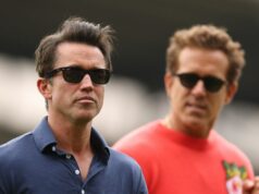 Prečo musia Ryan Reynolds a Rob Mac vyhodiť jackpot Disney teraz, aby prebili Wrexham’s Prem push dailystar