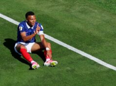 Prečo nebol Kylian Mbappe nariadený penaltou počas zápasu medzi Francúzskom a Senegalom? Prečo nebol Kylian Mbappe nariadený penaltou počas zápasu medzi Francúzskom a Senegalom?