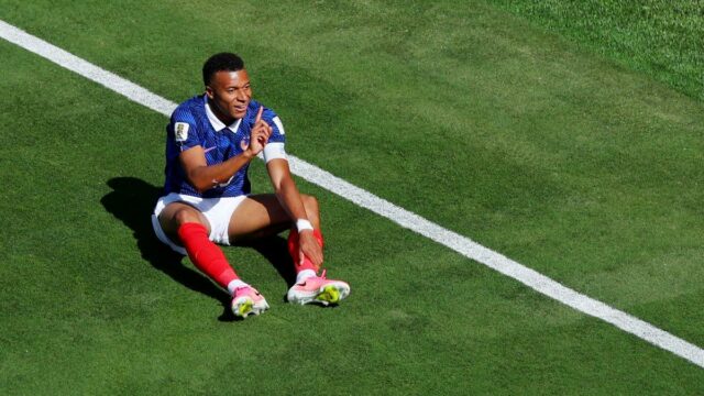 Prečo nebol Kylian Mbappe nariadený penaltou počas zápasu medzi Francúzskom Prečo nebol Kylian Mbappe nariadený penaltou počas zápasu medzi Francúzskom a Senegalom?
