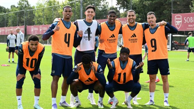 Premier League potvrdila, že odchádzajúci hráč Arsenalu odmietol ponuku novej Alexej Rojas